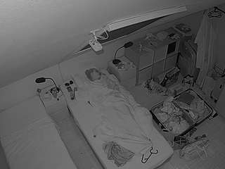 voyeurcam-julmodels-bed-7