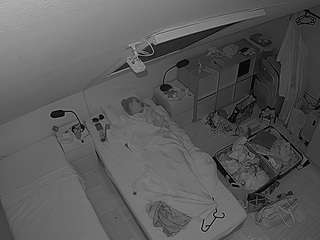 voyeurcam-julmodels-bed-7