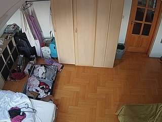 voyeurcam-julmodels-bed-7