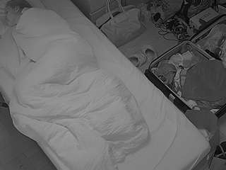 voyeurcam-julmodels-bed-7