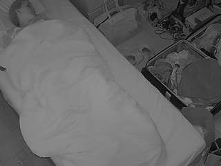 voyeurcam-julmodels-bed-7