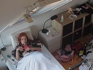 voyeurcam-julmodels-bed-7
