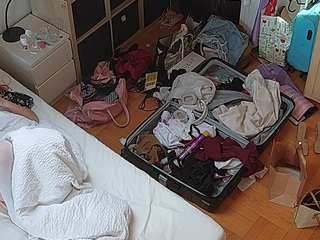 voyeurcam-julmodels-bed-7