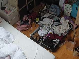 voyeurcam-julmodels-bed-7