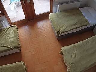 voyeurcam-julmodels-bed-7