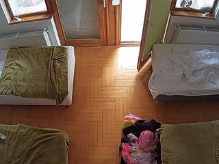 voyeurcam-julmodels-bed-7