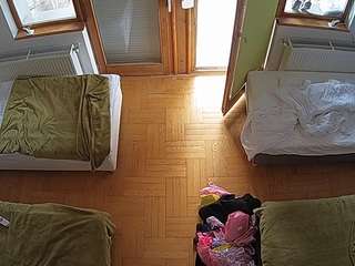 voyeurcam-julmodels-bed-7