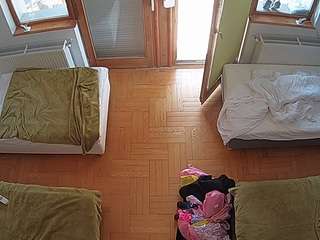 voyeurcam-julmodels-bed-7