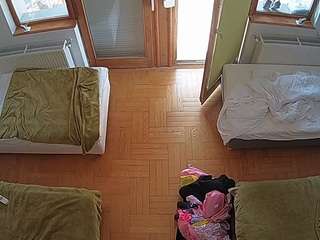 voyeurcam-julmodels-bed-7