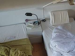 voyeurcam-julmodels-bed-7 Public Chat Channel