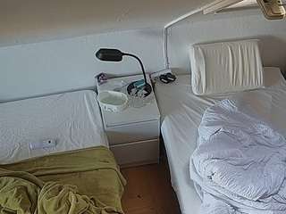 voyeurcam-julmodels-bed-7 Public Chat Channel