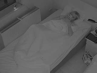 voyeurcam-julmodels-bed-7