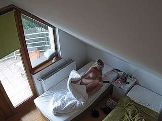 voyeurcam-julmodels-bed-7