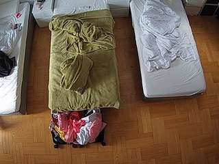 voyeurcam-julmodels-bed-7