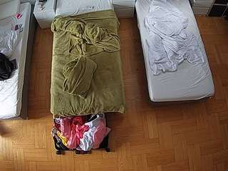 voyeurcam-julmodels-bed-7