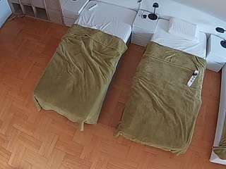 voyeurcam-julmodels-bed-7