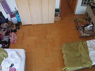voyeurcam-julmodels-bed-7