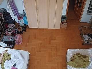 voyeurcam-julmodels-bed-7