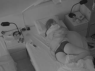 voyeurcam-julmodels-bed-7