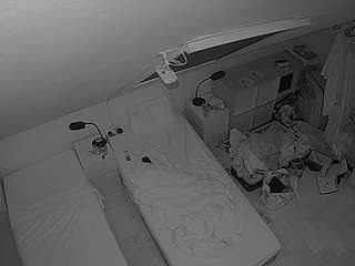 voyeurcam-julmodels-bed-7