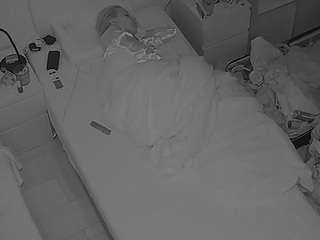voyeurcam-julmodels-bed-7