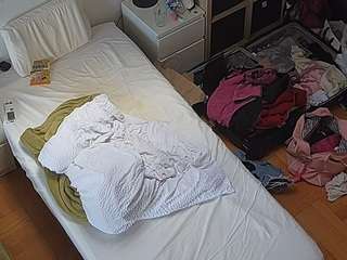 voyeurcam-julmodels-bed-7