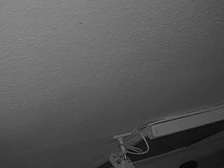 voyeurcam-julmodels-bed-7