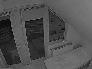 voyeurcam-julmodels-bed-7