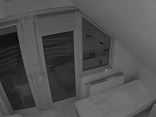 voyeurcam-julmodels-bed-7
