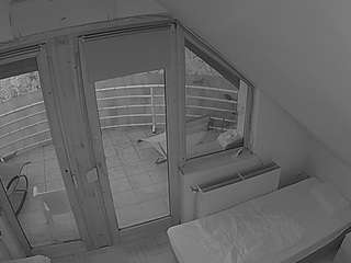 voyeurcam-julmodels-bed-7