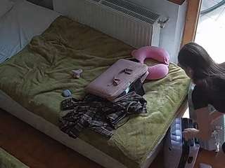 voyeurcam-julmodels-bed-7