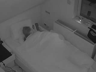 voyeurcam-julmodels-bed-7