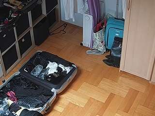 voyeurcam-julmodels-bed-7