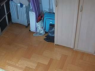 voyeurcam-julmodels-bed-7
