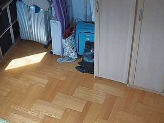 voyeurcam-julmodels-bed-7