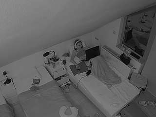 voyeurcam-julmodels-bed-7 Public Chat Channel
