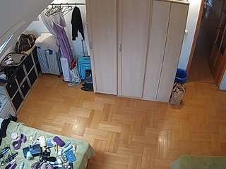 voyeurcam-julmodels-bed-7
