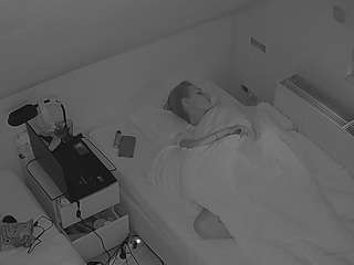 voyeurcam-julmodels-bed-7