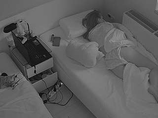 voyeurcam-julmodels-bed-7