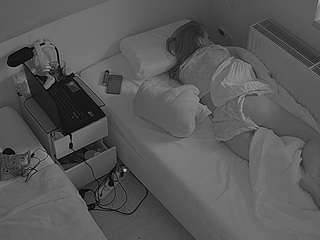 voyeurcam-julmodels-bed-7