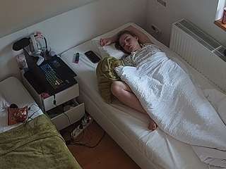 voyeurcam-julmodels-bed-7 Public Chat Channel