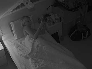 voyeurcam-julmodels-bed-7