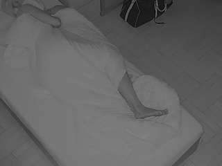 voyeurcam-julmodels-bed-7