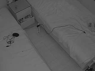 voyeurcam-julmodels-bed-7