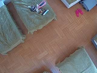 voyeurcam-julmodels-bed-7