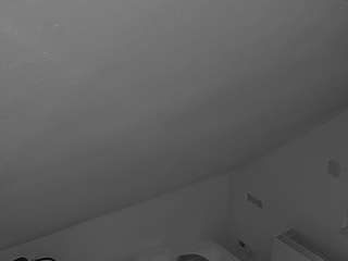 voyeurcam-julmodels-bed-7