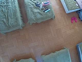 voyeurcam-julmodels-bed-7