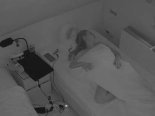 voyeurcam-julmodels-bed-7 webcam model