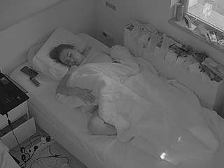 voyeurcam-julmodels-bed-7