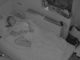 voyeurcam-julmodels-bed-7